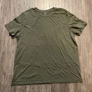 SONOMA green tee shirt